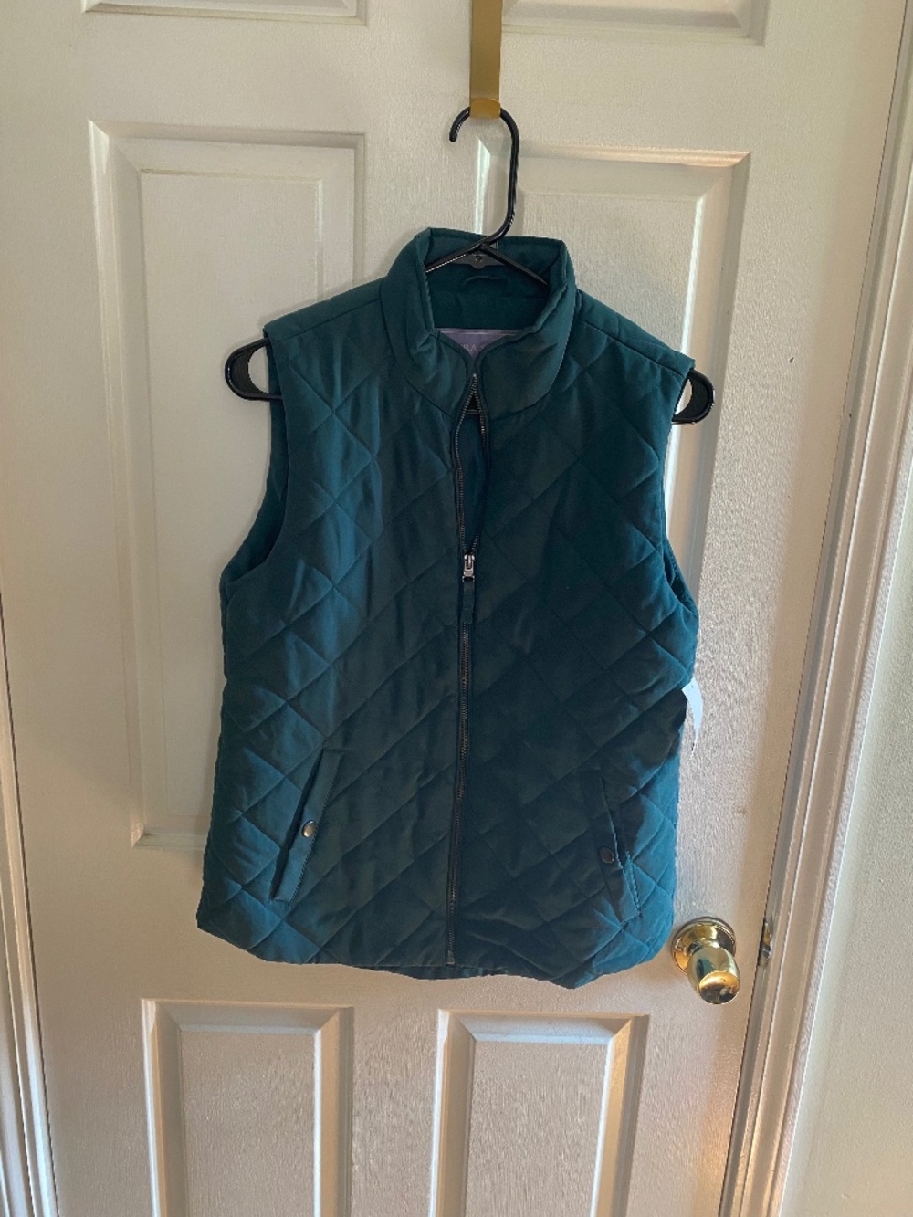 Laura Scott Hunter green vest